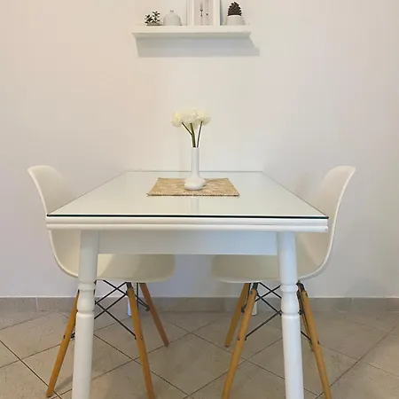 Apartman & Joy Of Life In